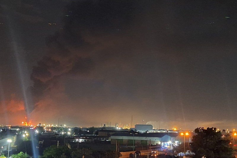 Iranul anunță că și-a redeschis parțial spațiul aerian