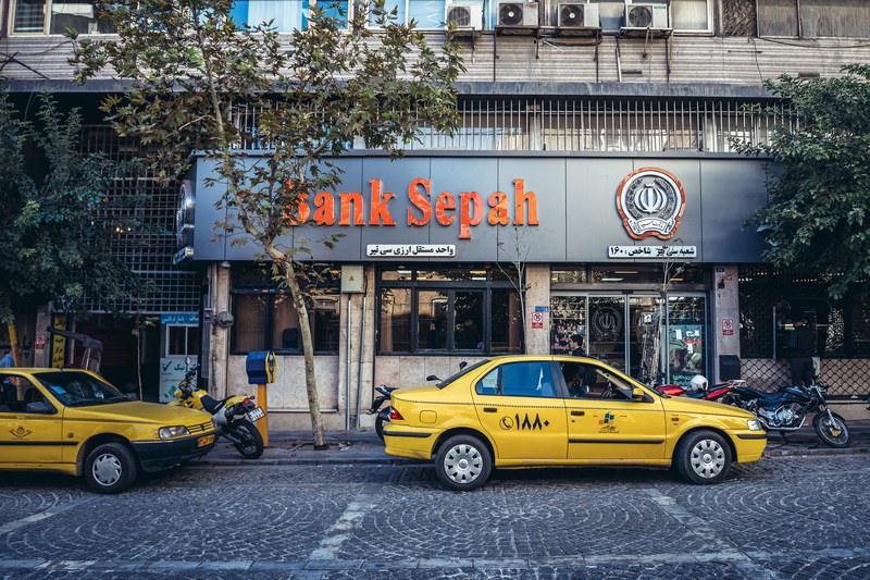 Iranul restricționează temporar accesul la internet, criptomonede și servicii bancare