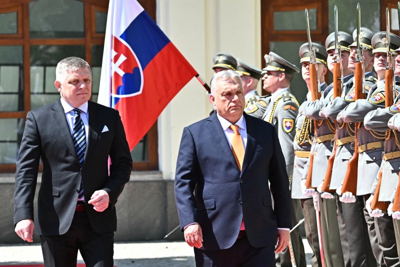 Prim-ministrul slovac Robert Fico vorbește de ieșirea țării sale din NATO: „Pun această întrebare foarte oficial și clar”. Ar fi o premieră în istoria Alianței