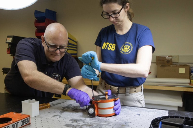 Progres major în ancheta privind prăbușirea avionului Boeing 787-8 în India: experții americani au reușit să recupereze datele de zbor din cutiile negre