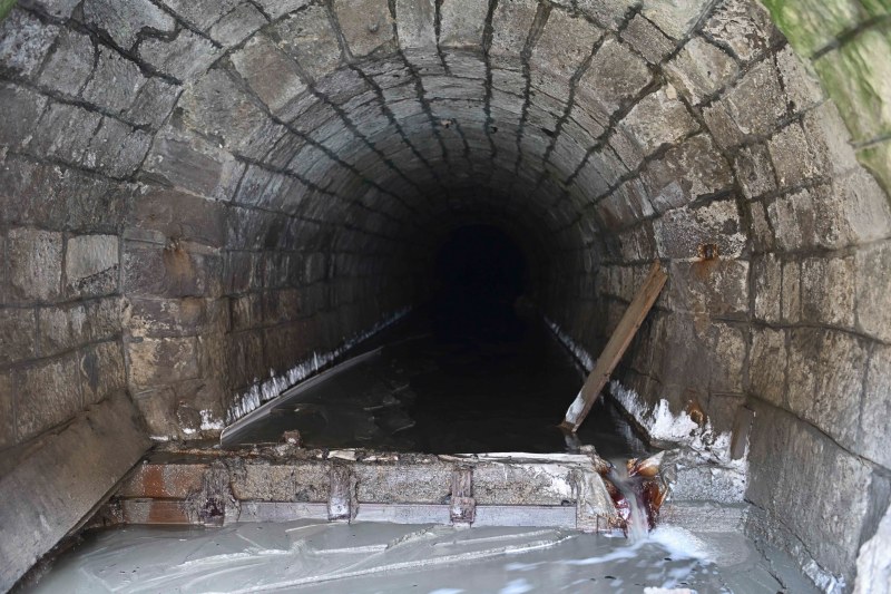 Situația de la Salina Praid se înrăutățește. Populația din zonă, sfătuită să-și facă stocuri de apă potabilă