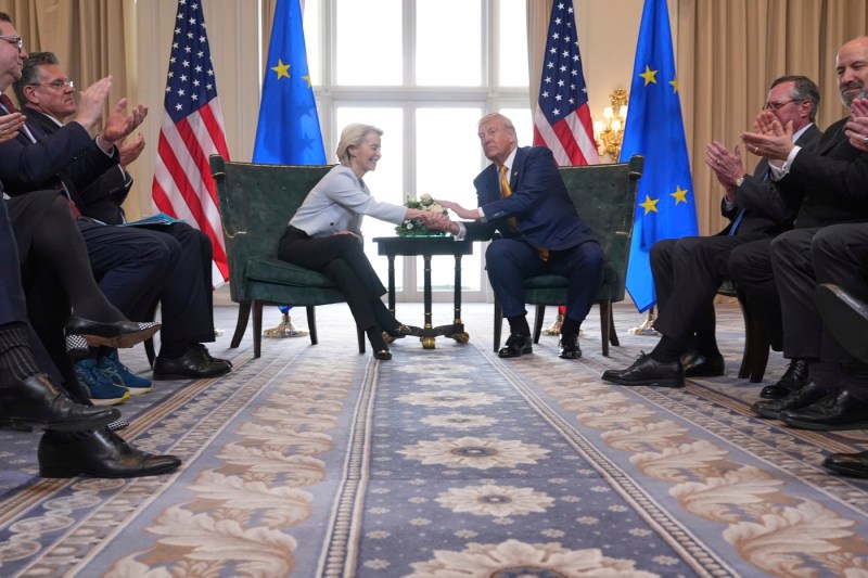 Acord comercial între UE și SUA, după luni de discuții tensionate. Anunțul făcut de Ursula von der Leyen și Donald Trump