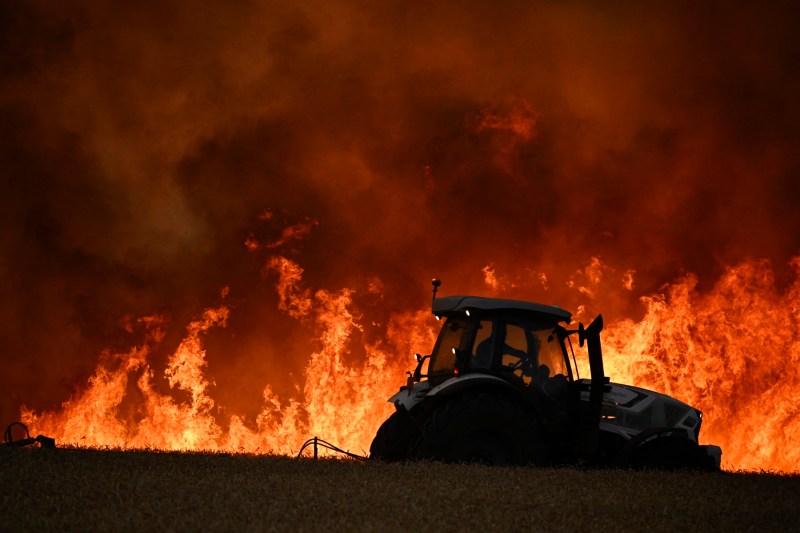 Bulgaria, în flăcări. 236 de incendii de vegetație. Armata intervine, iar UE trimite ajutor aerian