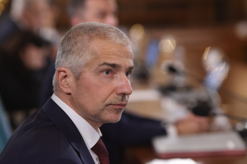 Cum răspunde Ministrul Justiției, întrebat dacă ar fi de acord cu relaxarea legislației pentru consumatorii de droguri