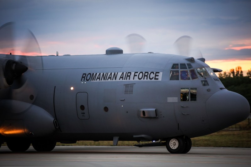 FOTO Încă un zbor umanitar organizat de România din Gaza