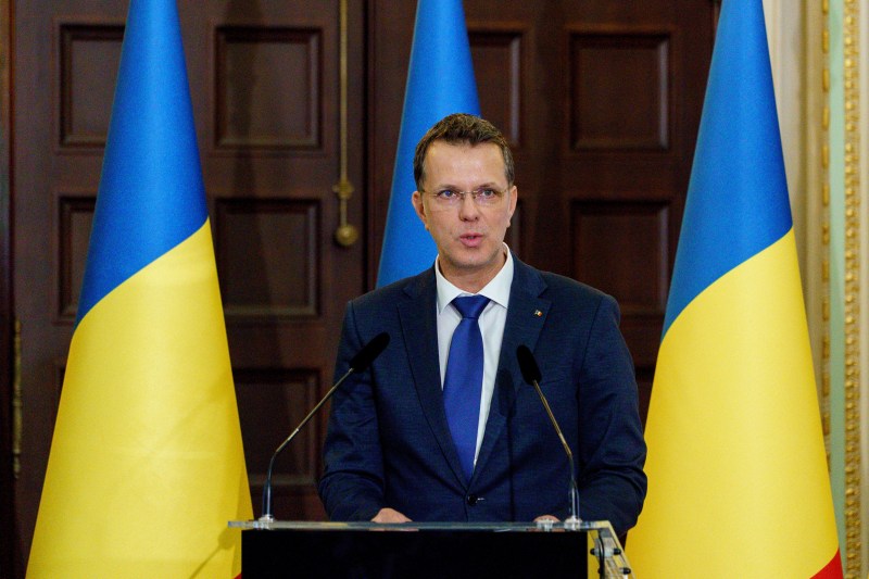 Ministrul Apărării propune desecretizarea ajutorului trimis de România pentru Ucraina: „E o discuţie pe care o vom avea între Guvern şi Preşedinţie”