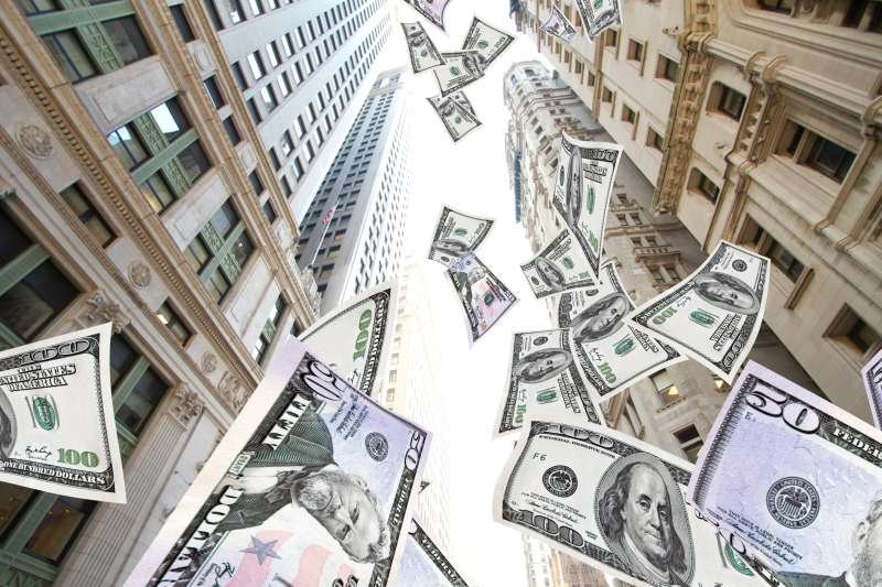 O „balenă” misterioasă a făcut un profit de 17.000.000% dintr-o investiție făcută cu 14 ani în urmă în bitcoin