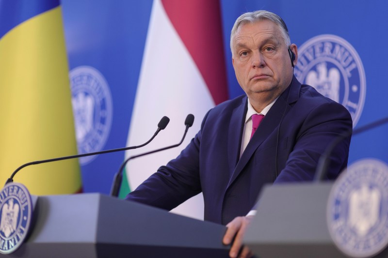 Premierul Viktor Orban, primit la Palatul Victoria de către Ilie Bolojan. Este prima întrevedere între cei doi șefi de guvern