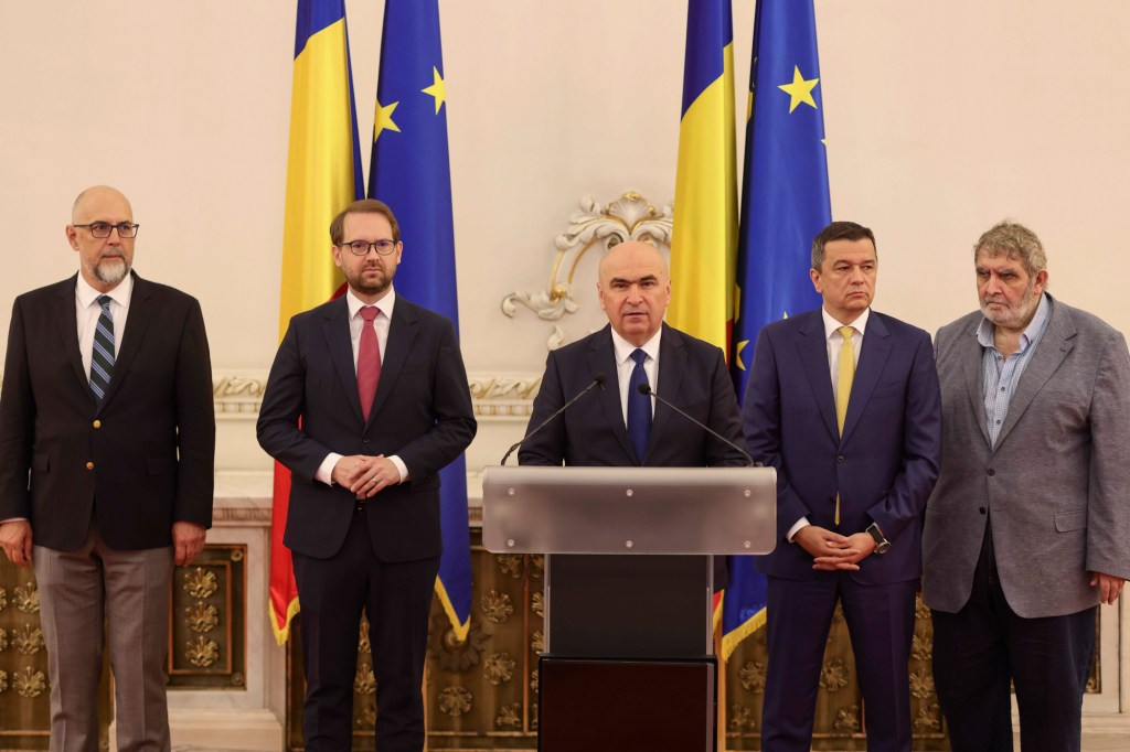 Declaratiile de presa facute de reprezentantii coalitiei de guvernare PSD-PNL-USR-UDMR-Minoritati dupa semnarea acordului politic, la Senatul Romaniei, in Bucuresti, 23 iunie 2025. Inquam Photos / Octav Ganea