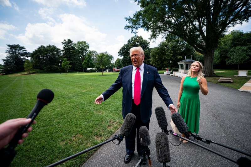 Trump își propune să ducă războiul comercial împotriva Chinei „într-o manieră foarte prietenoasă”