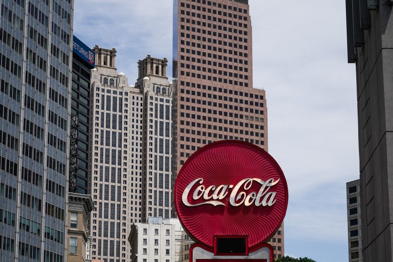 Trump spune că a convins Coca-Cola să schimbe un ingredient cheie în băuturile din SUA: „Este pur și simplu mai bună”