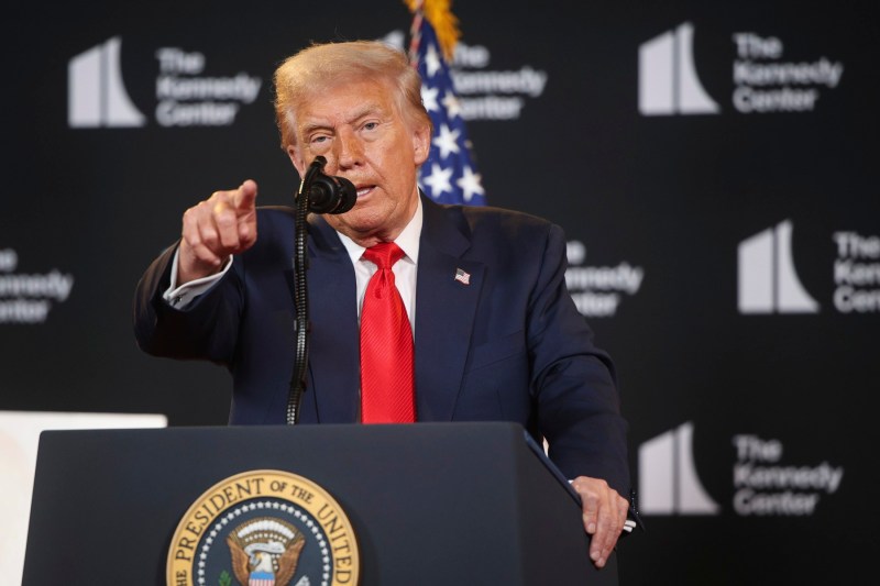 Chiar și republicanii au început să-și piardă încrederea. Ce arată datele unui sondaj apărut cu câteva ore înaintea întâlnirii Trump-Putin din Alaska, în America