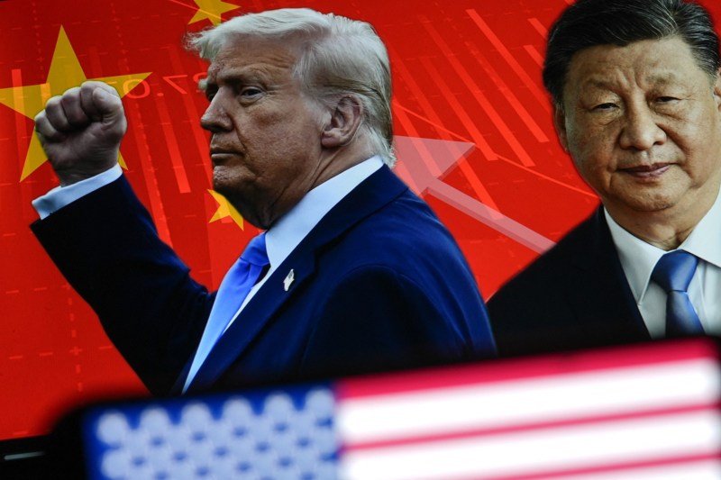 Cu doar câteva ore înainte ca armistițiul din războiul comercial cu China să expire, Trump păstrează misterul în privința viitoarei mutări: „Vom vedea”