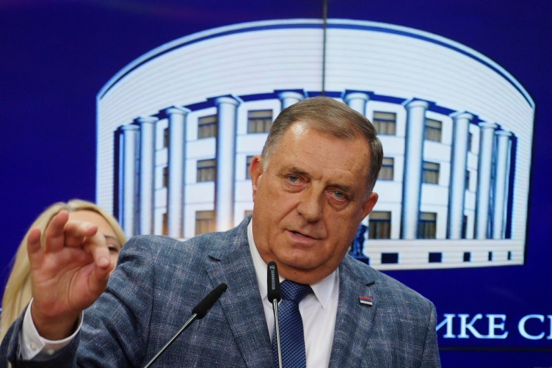 Liderul sârbilor din Bosnia scapă de închisoare. Milorad Dodik speră să-și păstreze și mandatul de președinte