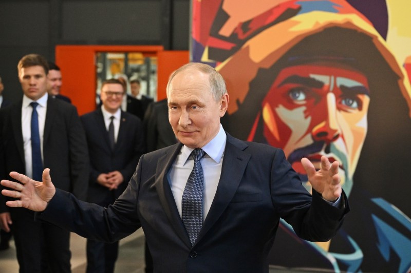 Putin laudă „eforturile sincere” ale SUA pentru a obține pacea în Ucraina, înainte de summitul din Alaska / Liderul de la Kremlin lasă deschisă ușa unui acord nuclear cu Washingtonul