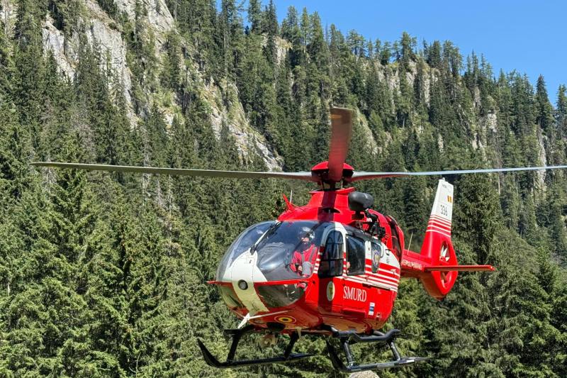 Salvamont avertizează: Tot mai multe apeluri de la turiști cu simptome de infarct / Recomandări pentru drumeţii pe timp de caniculă