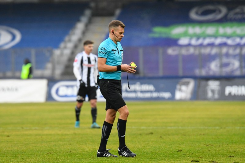 SuperLiga: Cine vor fi arbitrii primelor două meciuri din etapa a patra