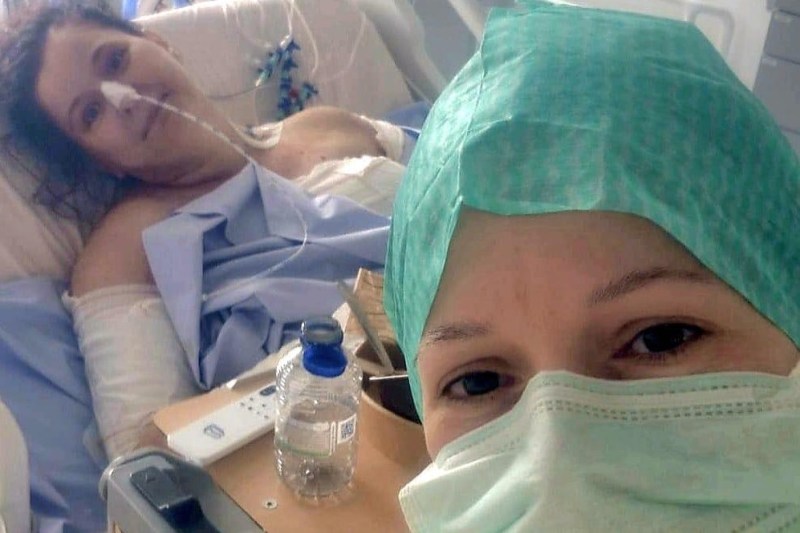 Alina și Lavinia la spitalul din Belgia / Foto: Facebook - Alina Alexandru