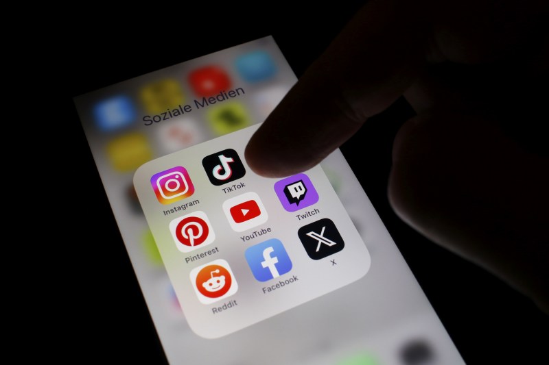 Țara în care TikTok a suspendat transmisiile live. O decizie luată în circumstanțe extraordinare