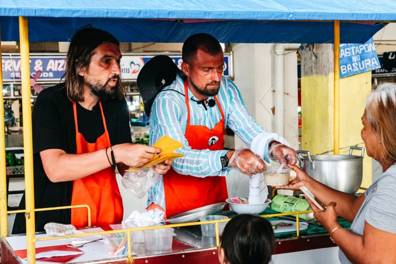 Gabriel Tamaș și Dan Alexa la Asia Express / Foto: Antena 1