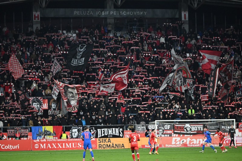 Doar 7 echipe din Superliga au respectat regula „5+6” în meciurile din acest sezon / Formaţia care nu a respectat regula în nicio etapă