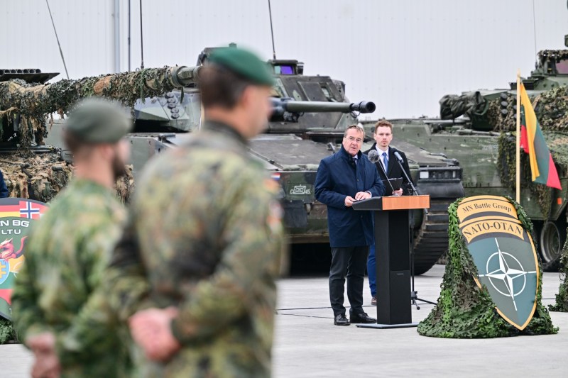 Germania se angajează să livreze Ucrainei armament esențial suplimentar. Când vor ajunge noile baterii de luptă