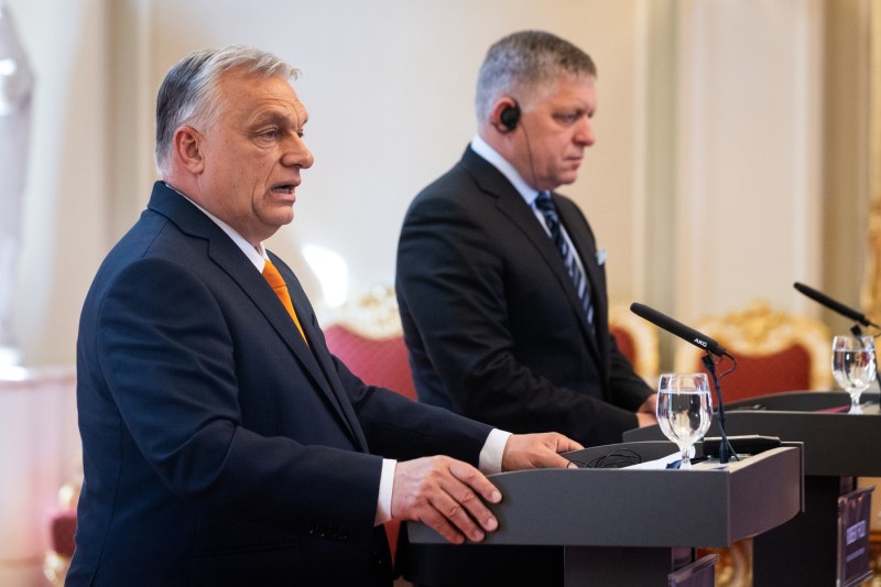 Noi presiuni asura Ungariei și Slovacia să renunțe la legăturile cu Rusia. Propunerea făcută de guvernul polonez