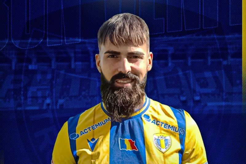 SuperLiga: Jucătorul care a fost antrenat de un român în Elveția a semnat cu Petrolul Ploiești