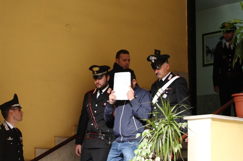 Un român aflat în concediu în Italia a fost săltat de carabinieri din cauza unei greșeli și ținut în închisoare o lună