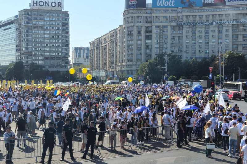 Cele patru mari confederații sindicale protestează miercuri în Piața Victoriei: „Nu mai acceptăm să fim victimele unui sistem care promovează austeritatea”