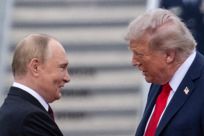 Vladimir Putin și Donald Trump. Foto: ANDREW CABALLERO-REYNOLDS / AFP / Profimedia