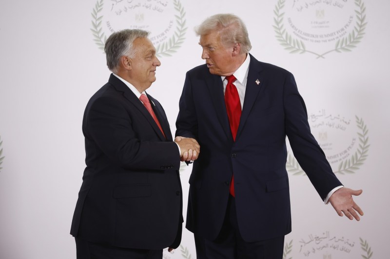 Orban îi va cere lui Trump să facă excepție pentru Ungaria în aplicarea sancțiunilor contra companiilor petroliere rusești