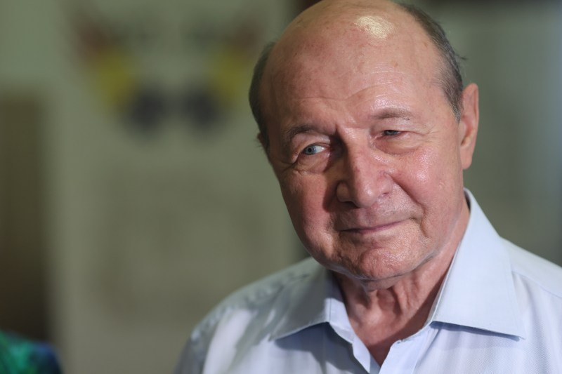 Traian Băsescu: Ce se întâmplă cu acest Guvern este comic. Am inventat o nouă instituţie