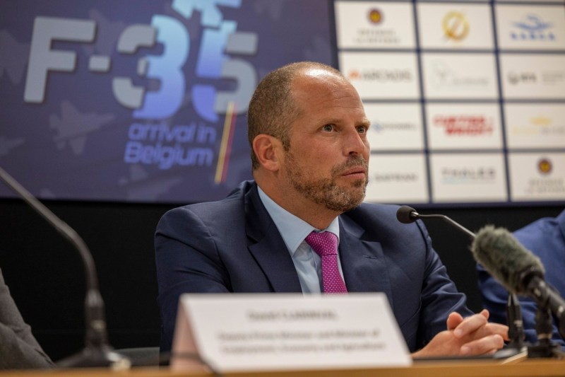 Belgia reclamă că drone suspecte „vin să spioneze, să vadă unde sunt avioanele F-16, unde sunt munițiile”. Investigație după incidentul din weekend