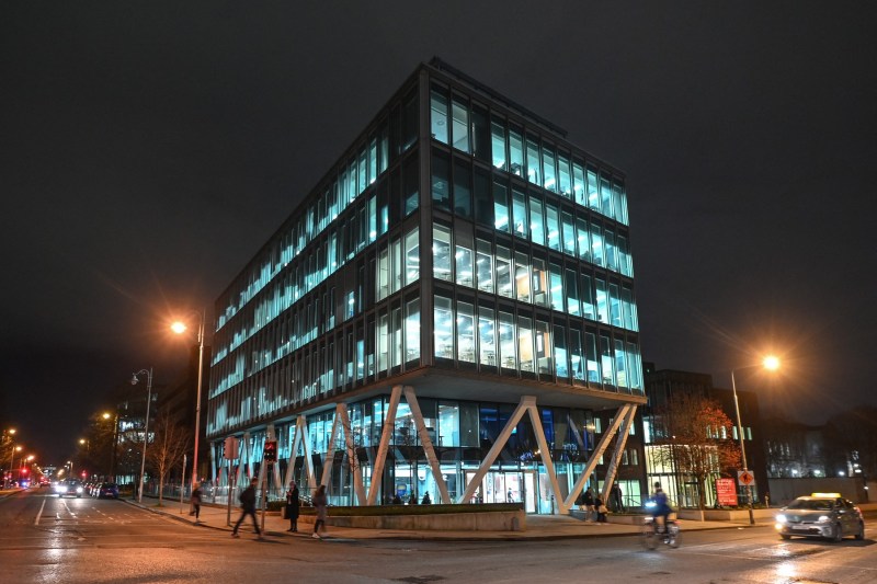 Furnizori „critici” de tehnologie. UE a anunțat companiile pe care le consideră esențiale pentru industria sa bancară