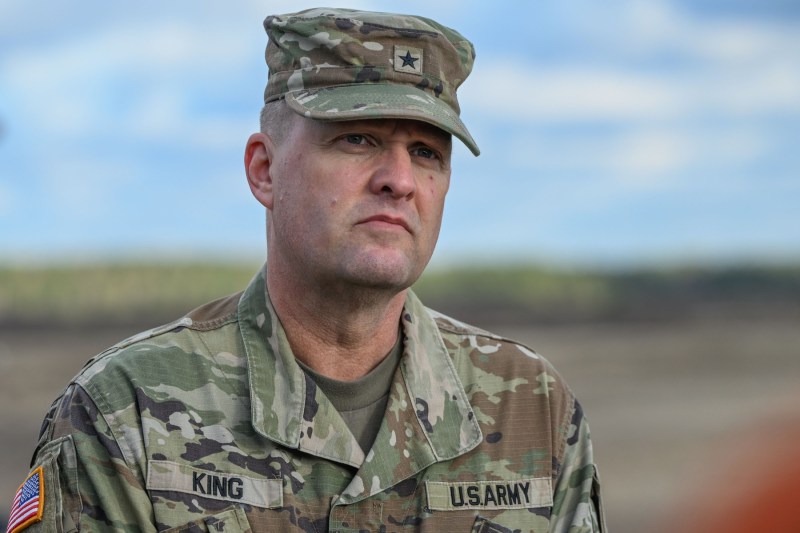 Generalul american Curtis King, despre reducerile de trupe: „România este un element central şi parte a acestei alianţe”. Washingtonul promite că angajamentul față de flancul estic rămâne neschimbat