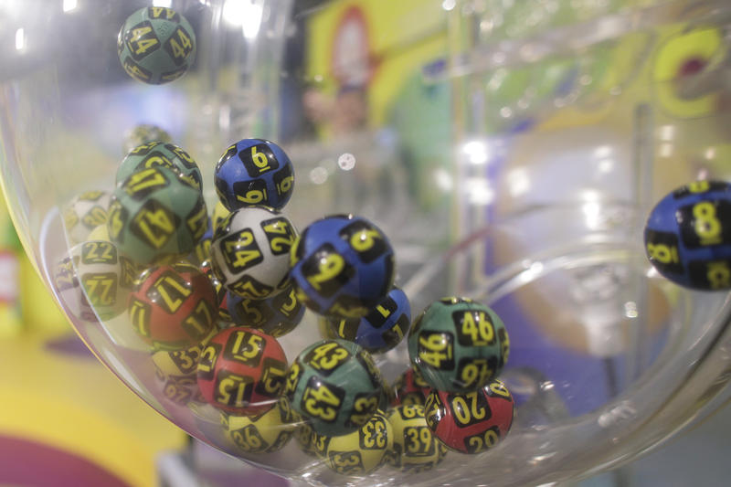 Tragere Loto. (Foto: Inquam Photo / Octav Ganea)