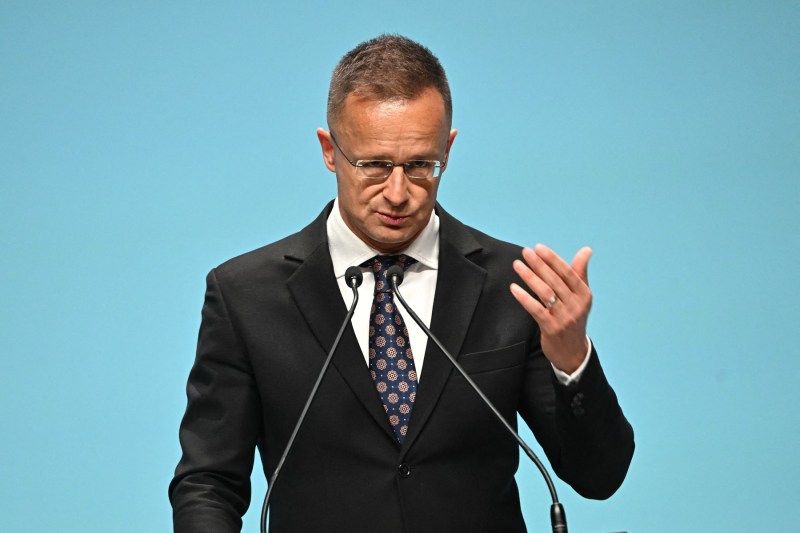 Peter Szijjarto susține că un „mainstream liberal anticreștin extremist” domină Europa