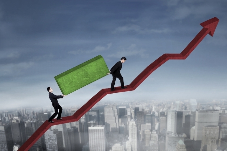 PREMIERĂ România peste Grecia. Cheltuielile cu dobânzile trec de 3% din PIB, iar anul următor le depășesc pe cele ale Greciei