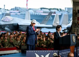 Taxele vamale impuse de Donald Trump au făcut economia unui aliat important să se contracte pentru prima oară după cinci trimestre