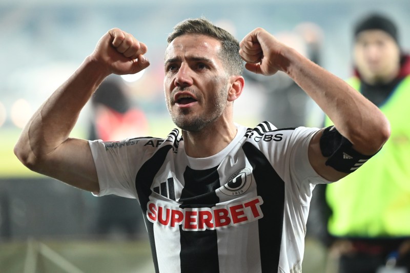 SuperLiga: Apelul lui Bergodi către jucători înaintea meciului cu echipa care le-a încurcat pe FCSB și Craiova