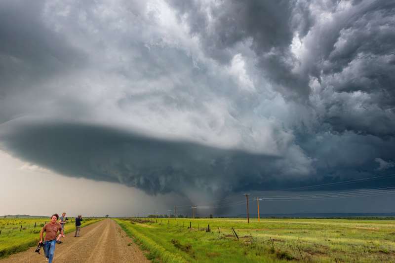 VIDEO Cum a lovit o tornadă un sat din Brazilia. Cel puțin cinci oameni au murit și 130 sunt răniți