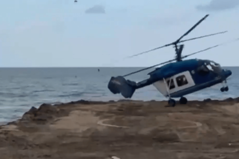 VIDEO Momentul în care un elicopter rusesc se prăbușește în Daghestan. La bord se aflau angajați ai unei fabrici de armament