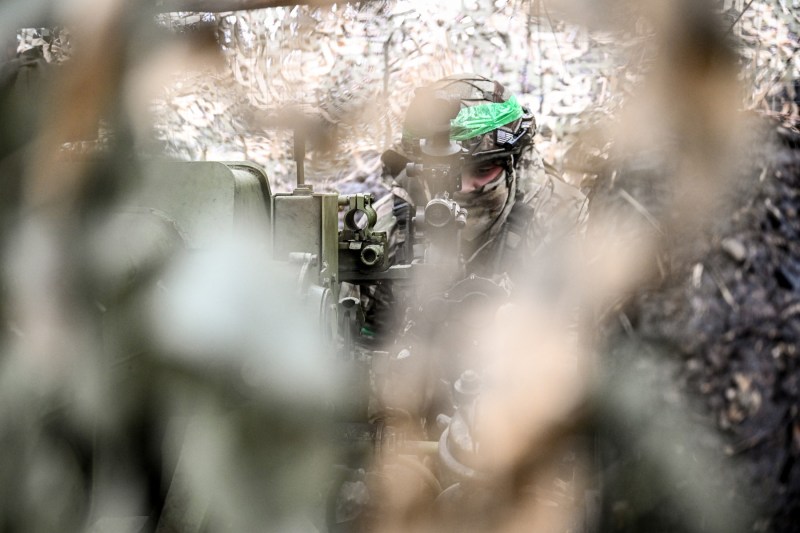 „Am dat ordinul”. Retragere parțială din orașul-cheie aflat sub sub asediul rușilor. Explicațiile generalului Sîrskîi în fața jurnaliștilor