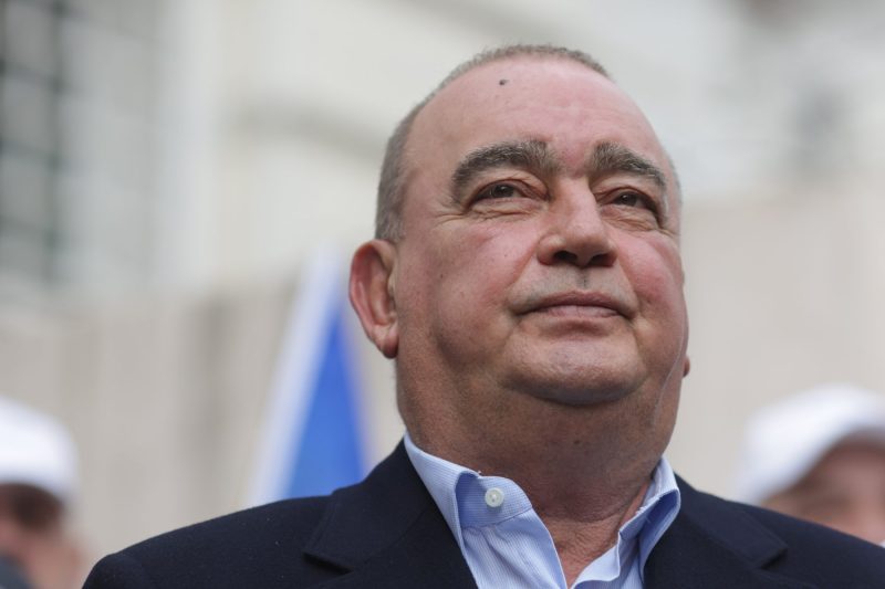 CNSAS a descoperit informații care arată că Gigi Nețoiu, candidat la Primăria Capitalei, a fost cadru al Securității