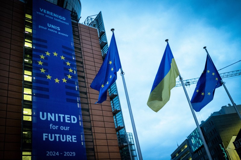 Liderii UE au căzut de acord să lucreze la opțiunea de utilizare a activelor rusești pentru a finanța Ucraina. Varianta preferată de Zelenski