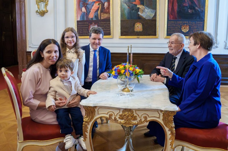 Mirabela Grădinaru povestește cum s-a schimbat viața copiilor după ce a devenit Nicușor Dan președinte. „Cel mic a avut un șoc când l-am dus la grădiniță în prima zi”