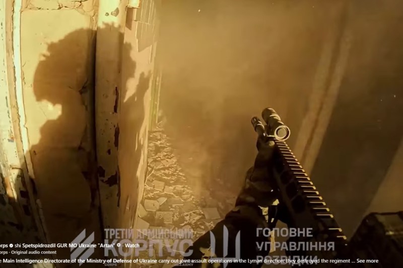 Un întreg regiment de soldați ruși, eliminat. Armata ucraineană revendică un contraatac de succes în Donețk