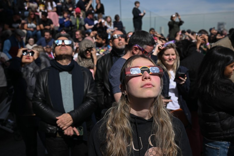 Un nou studiu avertizează că Pământul ar avea la dispoziție doar trei zile pentru a evita o catastrofă produsă de o furtună solară