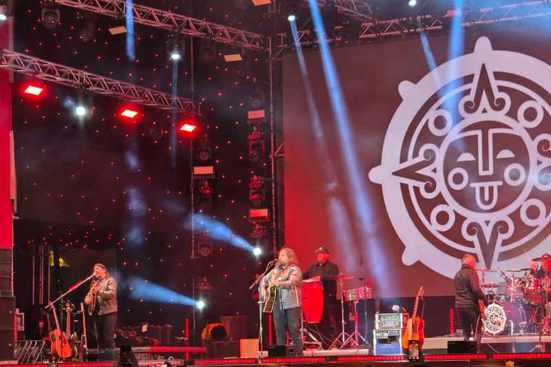 VIDEO Mesaj legat de justiție la concertul de la Târgul de Crăciun din Piața Constituției